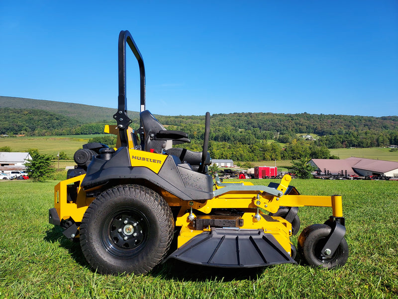 Hustler Super Z 942854 Zero-Turn Mower