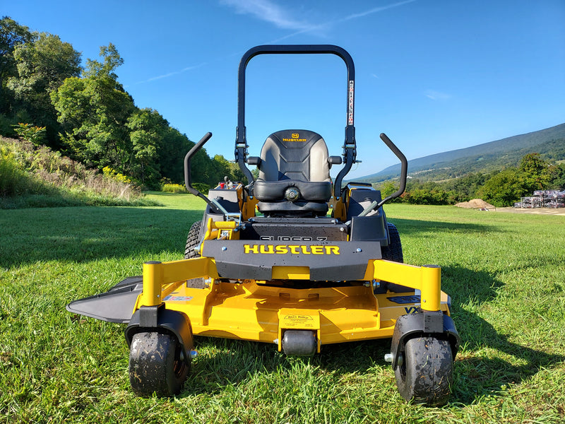 Hustler Super Z 942854 Zero-Turn Mower