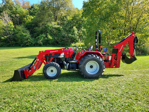 Mahindra 5145 4WD Shuttle Tractor w/Loader and Backhoe 51454FSIL65B50M