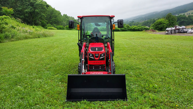 MAHINDRA 2126 HST W/CAB & LOADER 2126P14CHIL