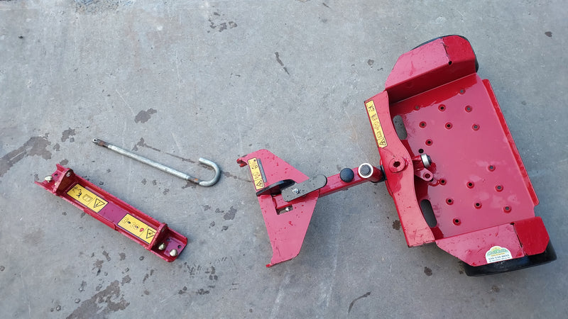 TORO PRO-LINE 2 WHEEL SULKY 44401 - Used