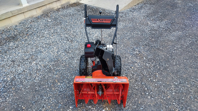 MTD 26" SNOW BLOWER 315E640F000 - Used