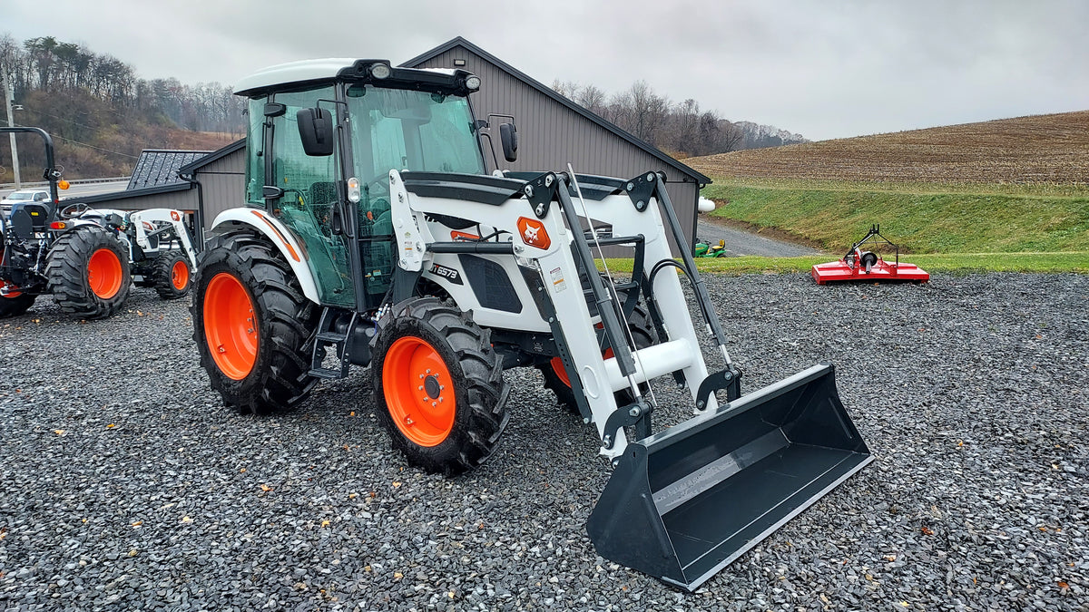 BOBCAT UT6573 PST w/Cab & Loader