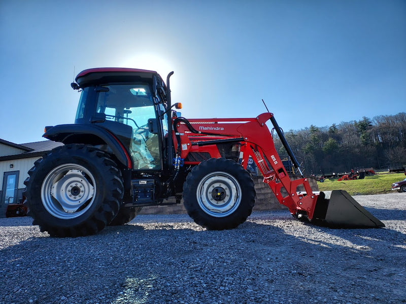 MAHINDRA TR 6075 4WD CAB PST 60754CPIL