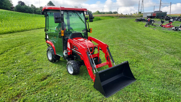 MAHINDRA 1120 W/CAB 11204CHIL